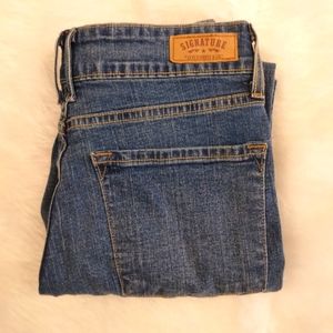 CAPRI Cute Jeans Levi's  Capri length Signature w cuffs and cute front p